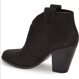 Vince Camuto Hillsy Ankle Boot Black